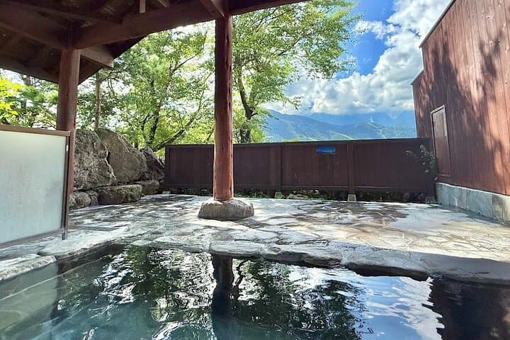 Hakuba Onsen and Izakaya Evening — Hot Springs with Mountain Views