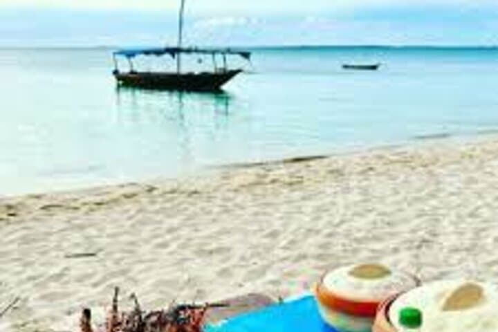 Safari Blue Dhow Sailing & Snorkeling in Menai Bay, Zanzibar photo 4