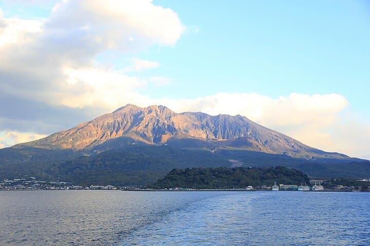 Shiroyama Hotel Onsen: Panoramic Sakurajima Views and Gourmet Lunch in Kagoshima photo 6