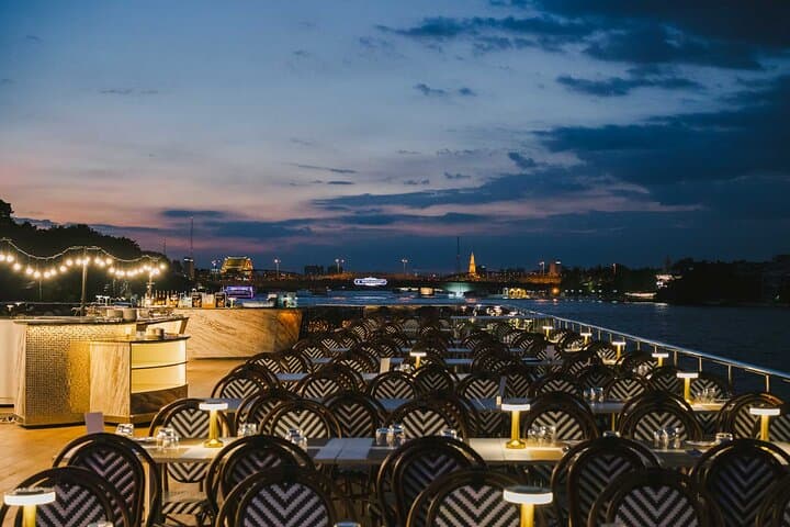 Noah Chao Phraya Sunset Cruise: Bangkok River Dinner & Wat Arun Views photo 3