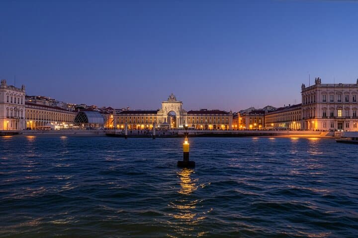 Lisbon Lights Night Cruise: Tagus River Evening Sightseeing photo 3