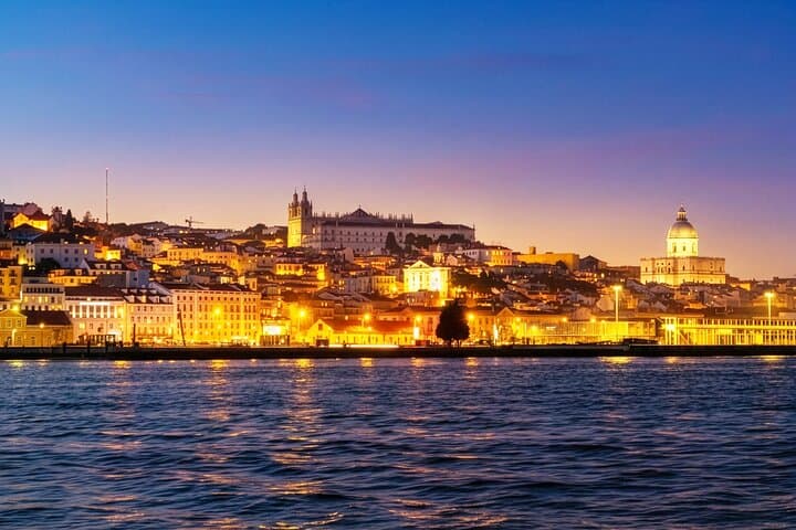 Lisbon Lights Night Cruise: Tagus River Evening Sightseeing photo 5