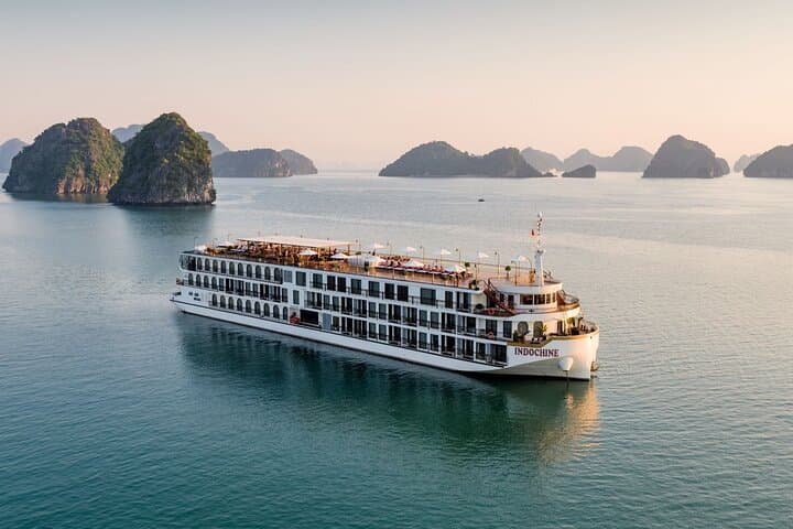 Indochine 2-Day Luxury Cruise: Halong & Lan Ha Bay 2D1N Experience