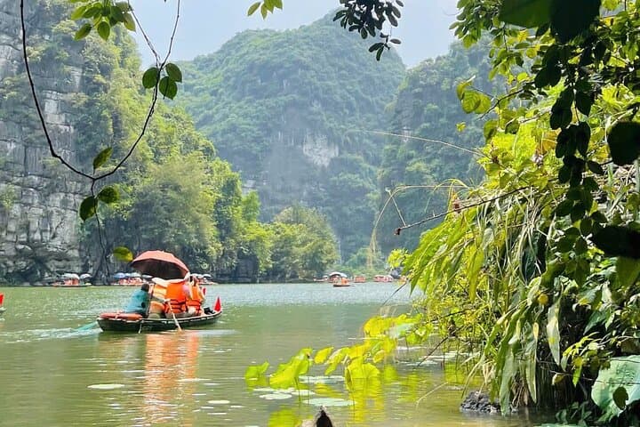 Ninh Binh Adventure: Trang An, Tam Coc Boat Ride & Mua Cave Hike photo 3