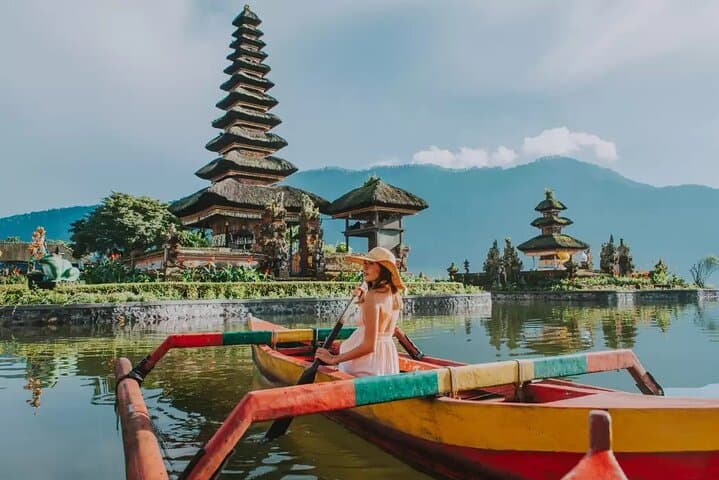 Best of North Bali: Private Full-Day Tour to Ulun Danu, Sangeh Monkey Forest, Leke-Leke Waterfall & Jatiluwih photo 3