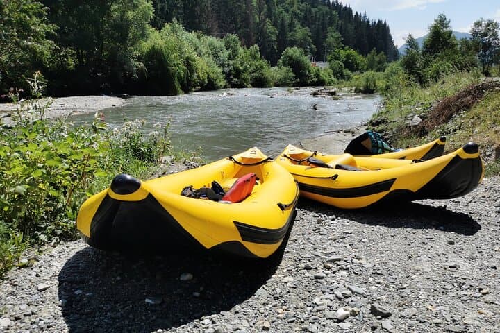 Canoe Rafting the Dâmbovița: Bran Castle to Rucăr Two-Hour River Descent photo 4
