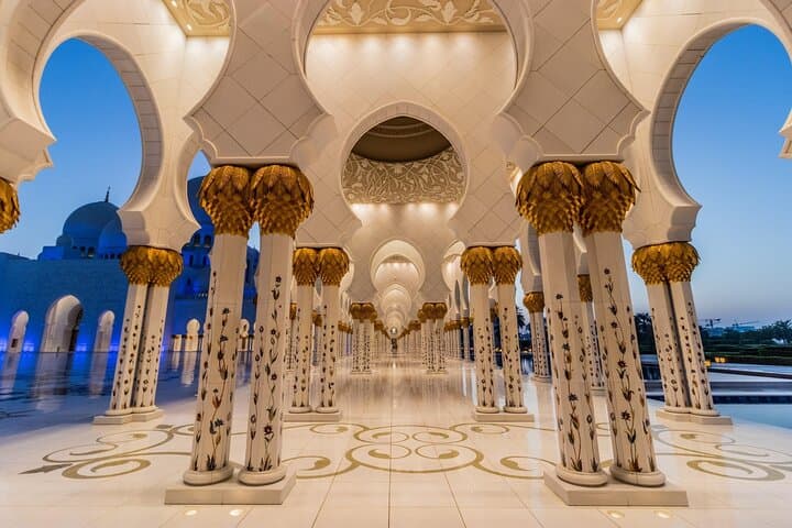 Private Abu Dhabi City Tour: Sheikh Zayed Mosque, Louvre & Heritage Village photo 2