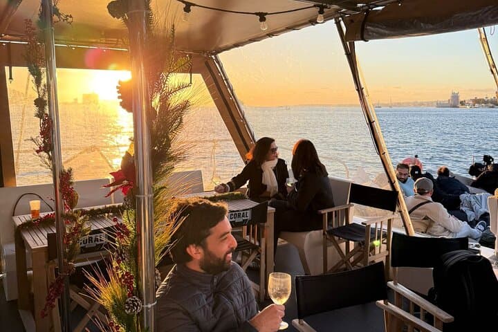 Lisbon Sunset Catamaran Cruise on the Tagus with Live Music & Drinks photo 5