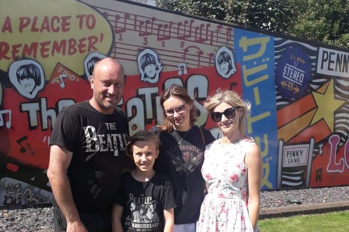 Liverpool Beatles Shared Cab Tour — 3-Hour Fab Four Taxi Experience