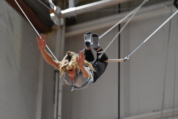Private Flying Trapeze Class at Académie De Cirque — Montreal Aerial Lesson & Catch photo 5
