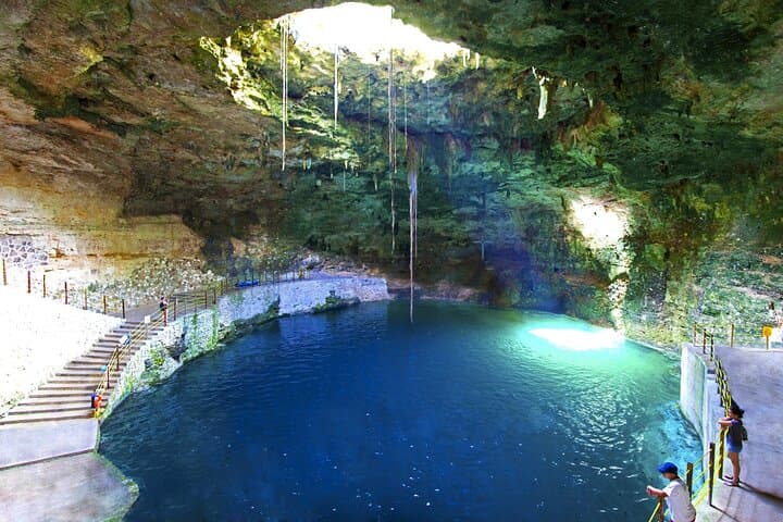 Chichén Itzá, Saamal Cenote & Valladolid Day Trip from Cancún photo 2