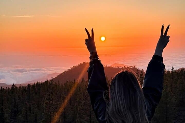 Teide Sunset Stargazing Picnic: Small-Group Tour in Teide National Park photo 4