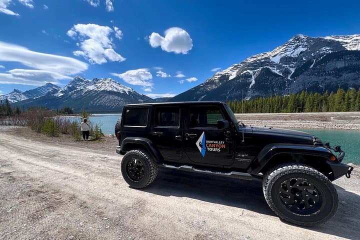 Jeep Safari to Spray Lakes with Afternoon Tea & Charcuterie at Mount Engadine Lodge