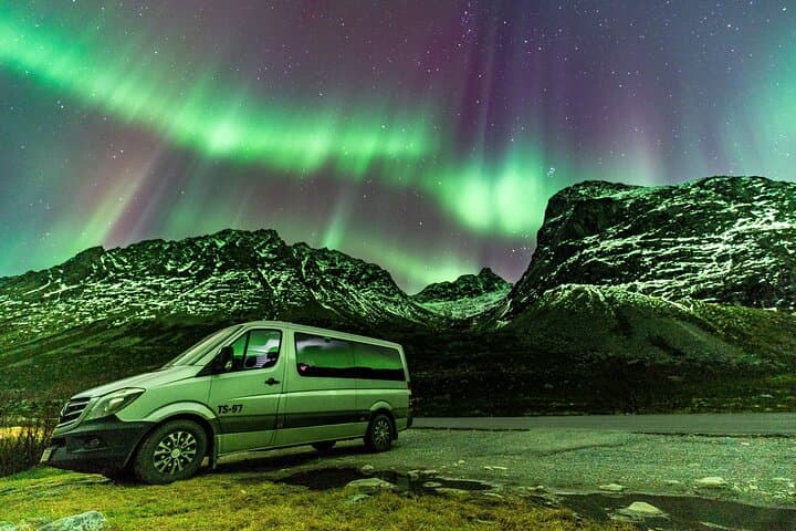 Private Northern Lights Chase from Tromsø — Big Van Aurora Safari photo 3
