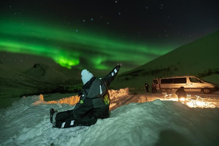 Tromsø Small-Group Northern Lights Tour with Door-to-Door Pickup