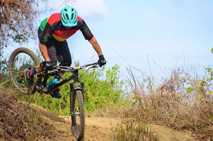 Sayulita Jungle Singletrack: Guided Mountain Bike Tours from Beach to Summit photo 5
