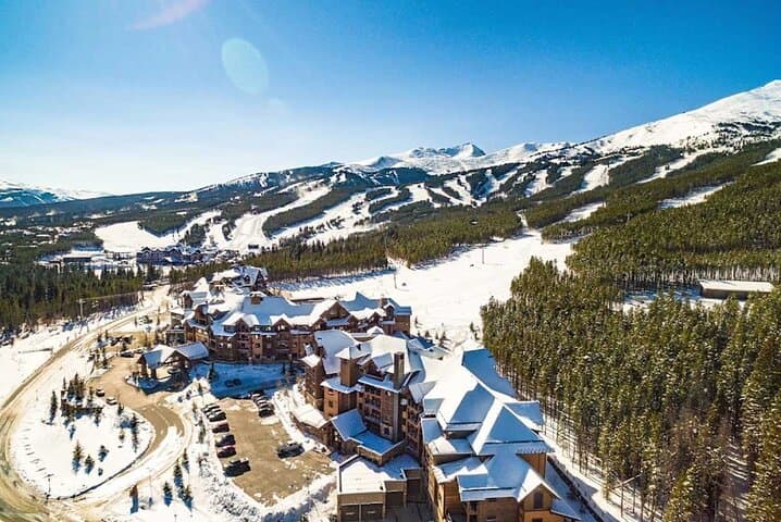 Breckenridge & Continental Divide: Private Day Tour from Denver