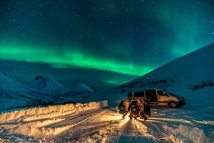 Tromso Aurora Small-Group Photography Chase — Northern Lights Tour photo 6