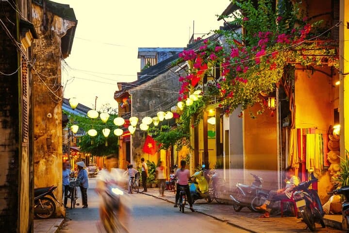 Marble Mountains and Hoi An Ancient Town: Day Tour from Da Nang photo 5