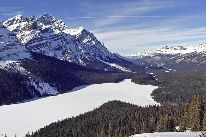 Winter Rockies: 4-Day Banff Adventure from Calgary