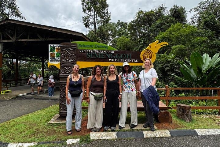 Semenggoh Orangutan Encounter and Annah Rais Longhouse Cultural Visit photo 3