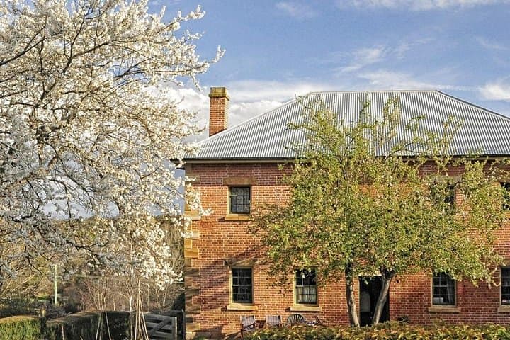 Luxury Private Winery Tour From Sydney — Southern Highlands Wineries, Waterfalls & Wildlife photo 3