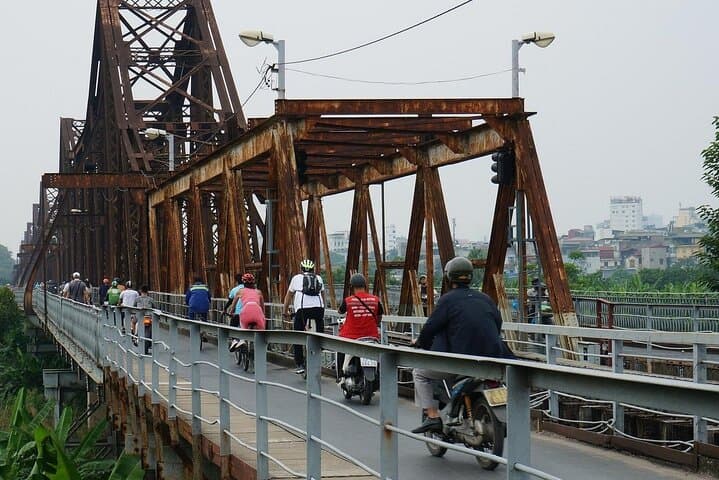 Half-Day Hanoi City Tour: Train Street, Old Quarter & Landmarks photo 3