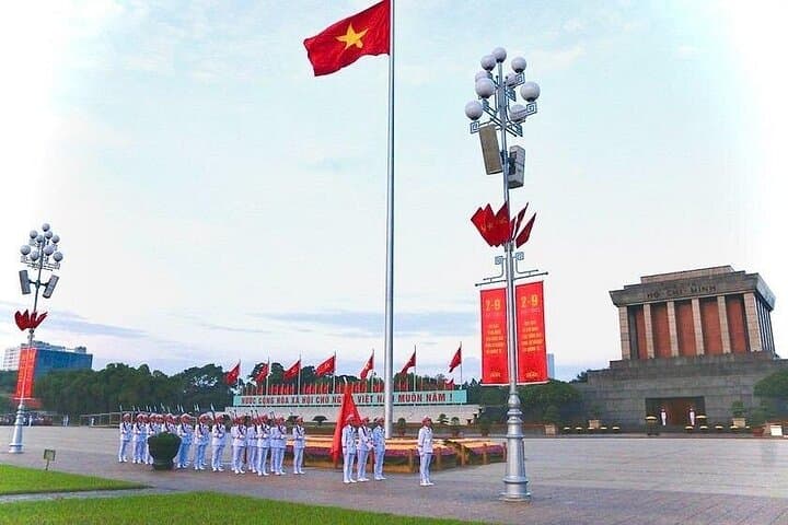 Half-Day Hanoi City Tour: Train Street, Old Quarter & Landmarks photo 4
