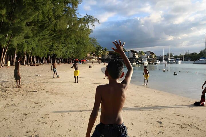Mauritius Lagoon & Island Adventure: Snorkel, Wildlife & Waterfall Cruise photo 4