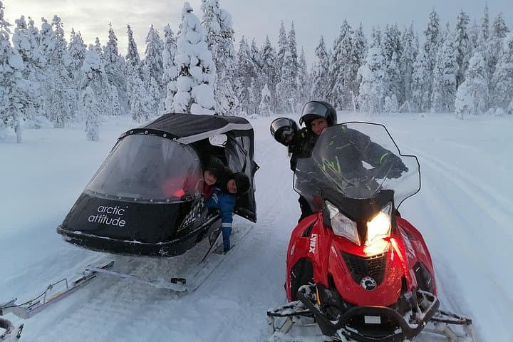 Private 2-Hour Snowmobile Tour in Rovaniemi — Family-Friendly Arctic Drive photo 3