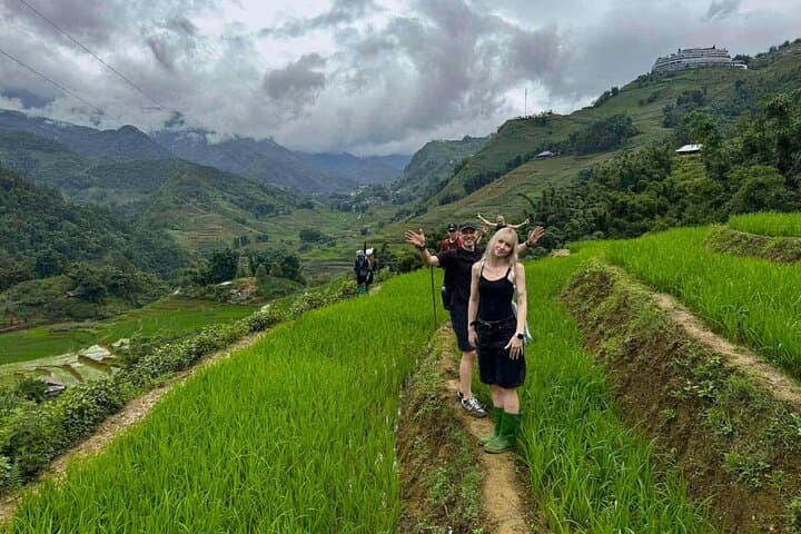 Half-Day Sapa Trek: Ta Van, Lao Chai & Y Linh Ho Terraced Fields photo 5