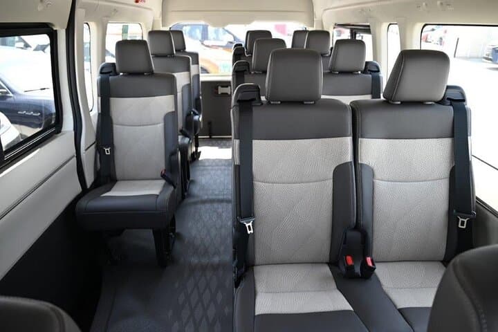 Smooth Abu Dhabi Airport Arrival Transfer — Private Shuttle to City Hotels photo 2