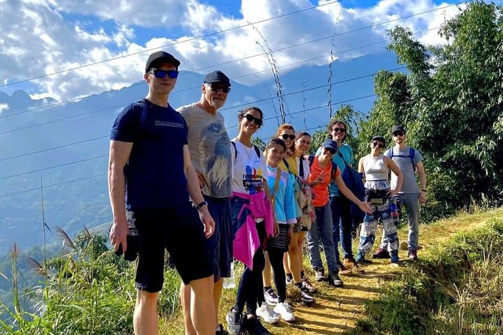 Half-Day Sapa Trek: Ta Van, Lao Chai & Y Linh Ho Terraced Fields