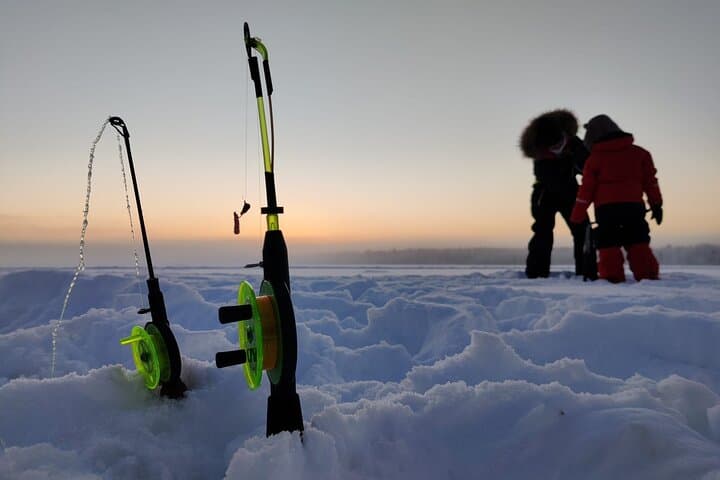 Private Snowmobile Ice Fishing Initiation Near Rovaniemi photo 4
