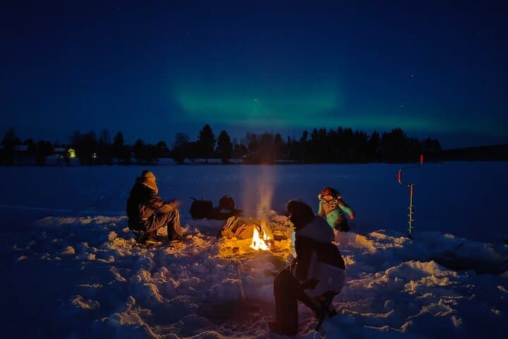 Private Snowmobile Ice Fishing Initiation Near Rovaniemi photo 5