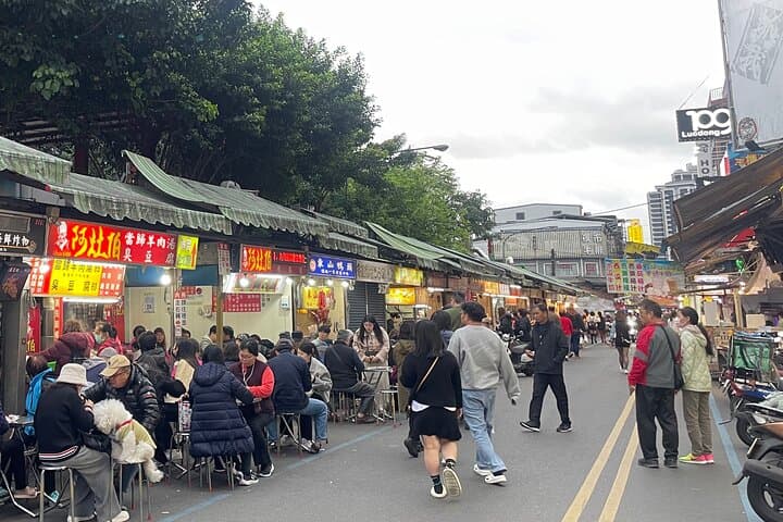 Yilan Day Tour: Animal Farm, Boba Tea Museum & Luodong Night Market from Taipei photo 5