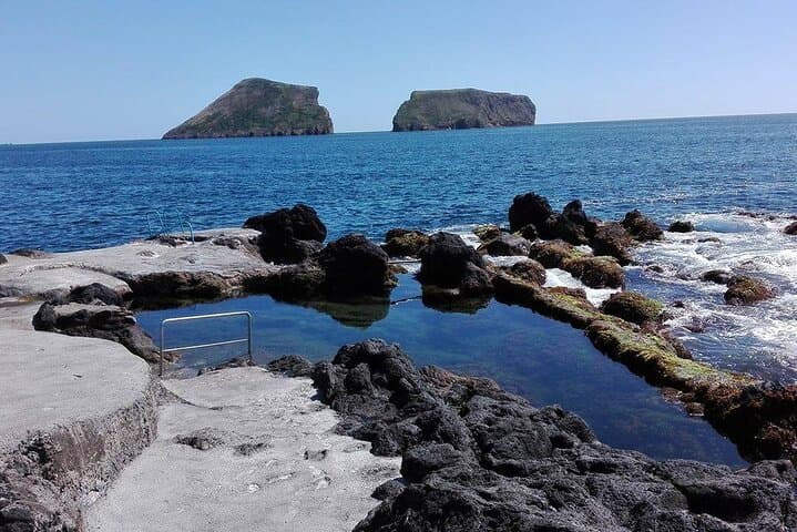 Ilhéus das Cabras Private Boat Tour — Wildlife, Cliffs & Blue Caves of Terceira photo 6
