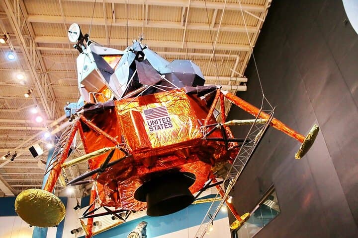 Skip-the-Line Private Tour: Inside Space Center Houston photo 5