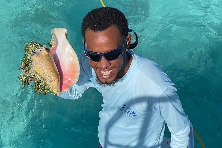 Half-Day Catamaran Snorkel Tour to Iguana Island — Providenciales photo 4
