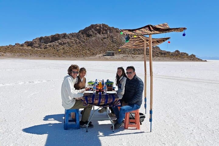 Salar de Uyuni Full-Day Private Tour — Mirrors, Incahuasi & Train Cemetery