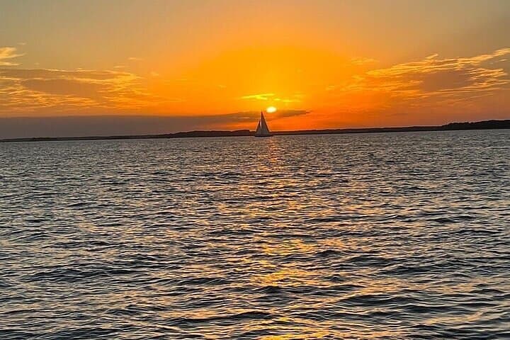 Lowcountry Boil Sunset Cruise in Hilton Head — Sunset Boat Dinner & Wildlife Cruise