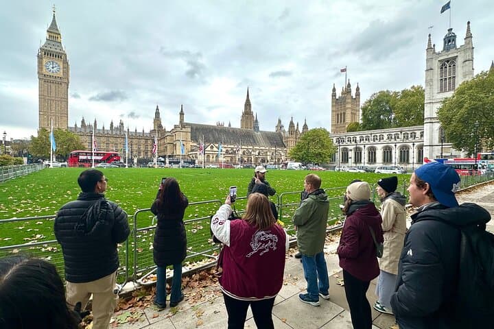 Explore London in a Day: Foot, Tube, Bus & Thames Boat Tour photo 2