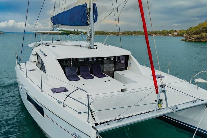 Private Catamaran Sunset Tour in Cartagena Bay — Libecciu Experience photo 4