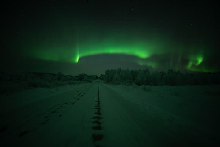 Coffee Under the Northern Lights: Aurora Photo Tour from Rovaniemi photo 4