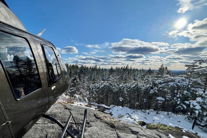 Mont-Tremblant Helicopter Tours: Aerial Sightseeing Over the Laurentians photo 2