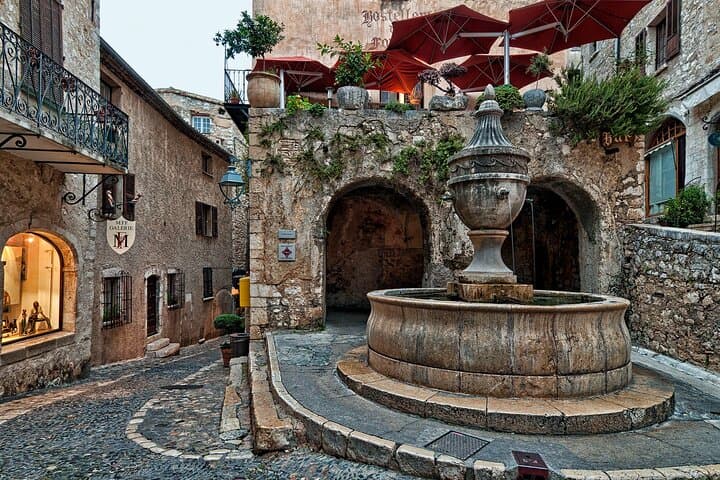 Private Riviera Day Trip: Nice to Cannes, Antibes & Saint-Paul-de-Vence photo 3