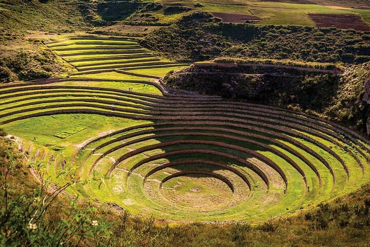 5-Day Cusco Machu Picchu Tour — Sacred Valley, Moray & Maras Salt Mines