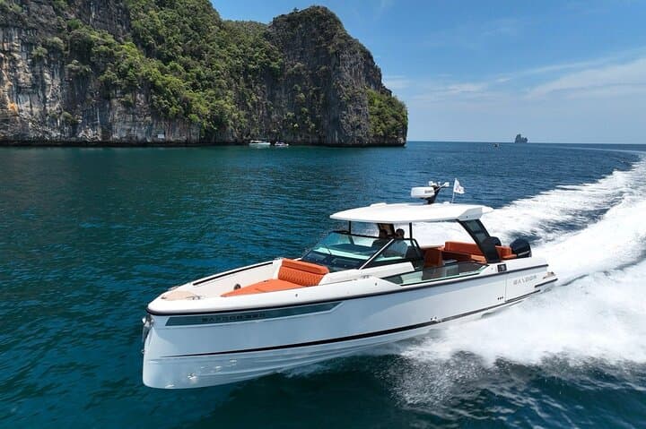 Private Split Boat Charter: Customize Blue Cave, Hvar & Hidden Bays