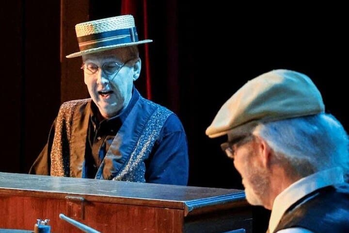 Branson Comedy Bash Dinner Show: Family-Friendly Laughter at Shepherd of the Hills photo 5