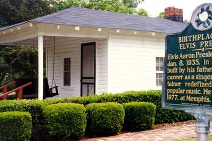 Elvis Tupelo Roots: Full-Day Private Tour from Memphis photo 3